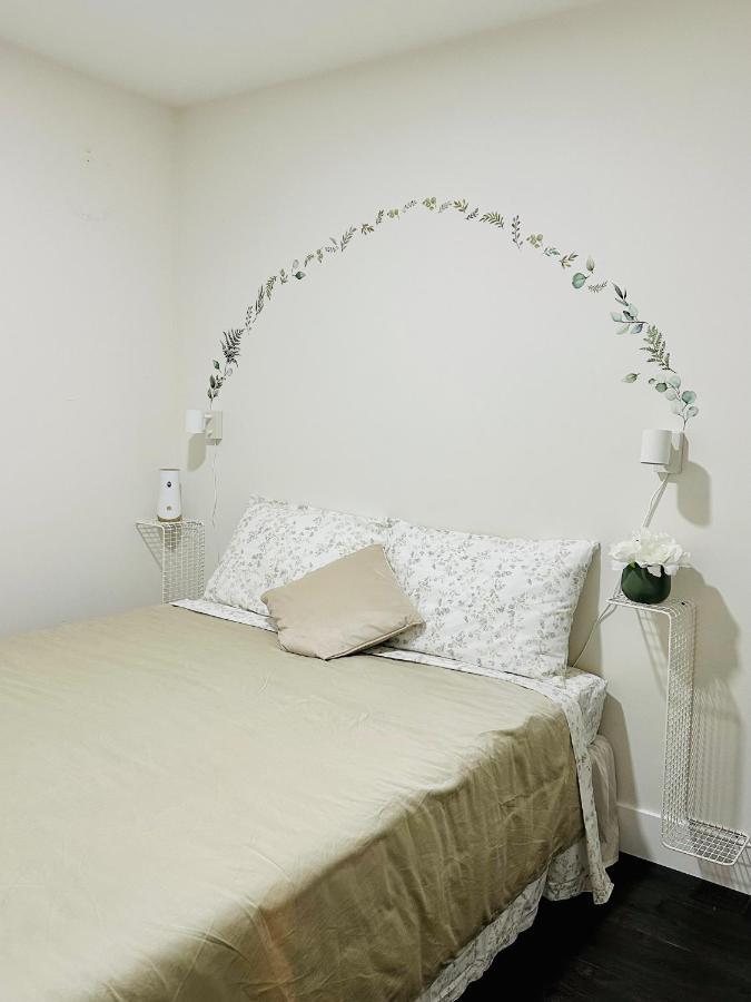 2Br 1.5Ba Full Kitchen Private Guest House - Free Parking - Central Location Vancouver Ngoại thất bức ảnh